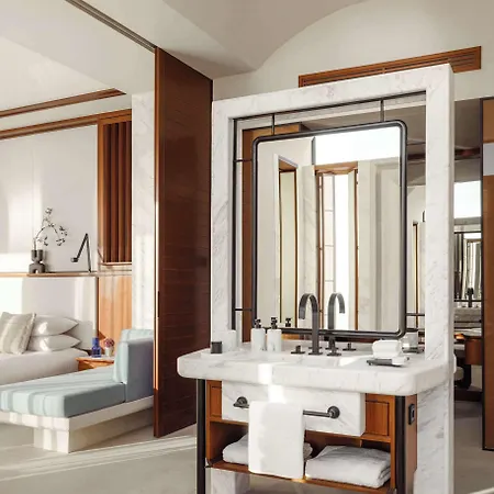 One&only Kea Island Resort Pisses